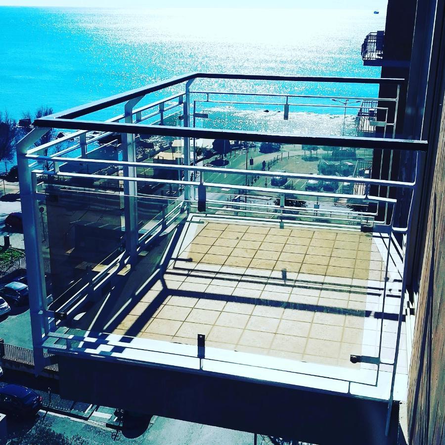V I P Suites Cielo Stellato On Concordia Sea Salerno Exterior photo