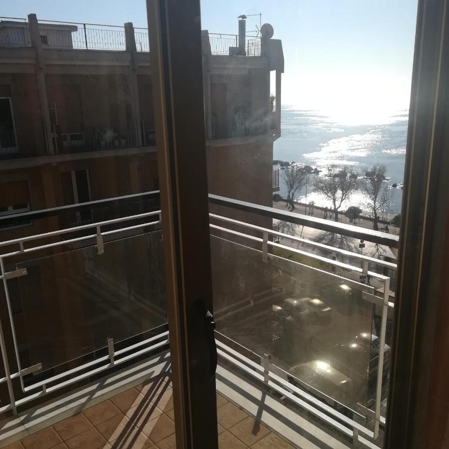 V I P Suites Cielo Stellato On Concordia Sea Salerno Exterior photo