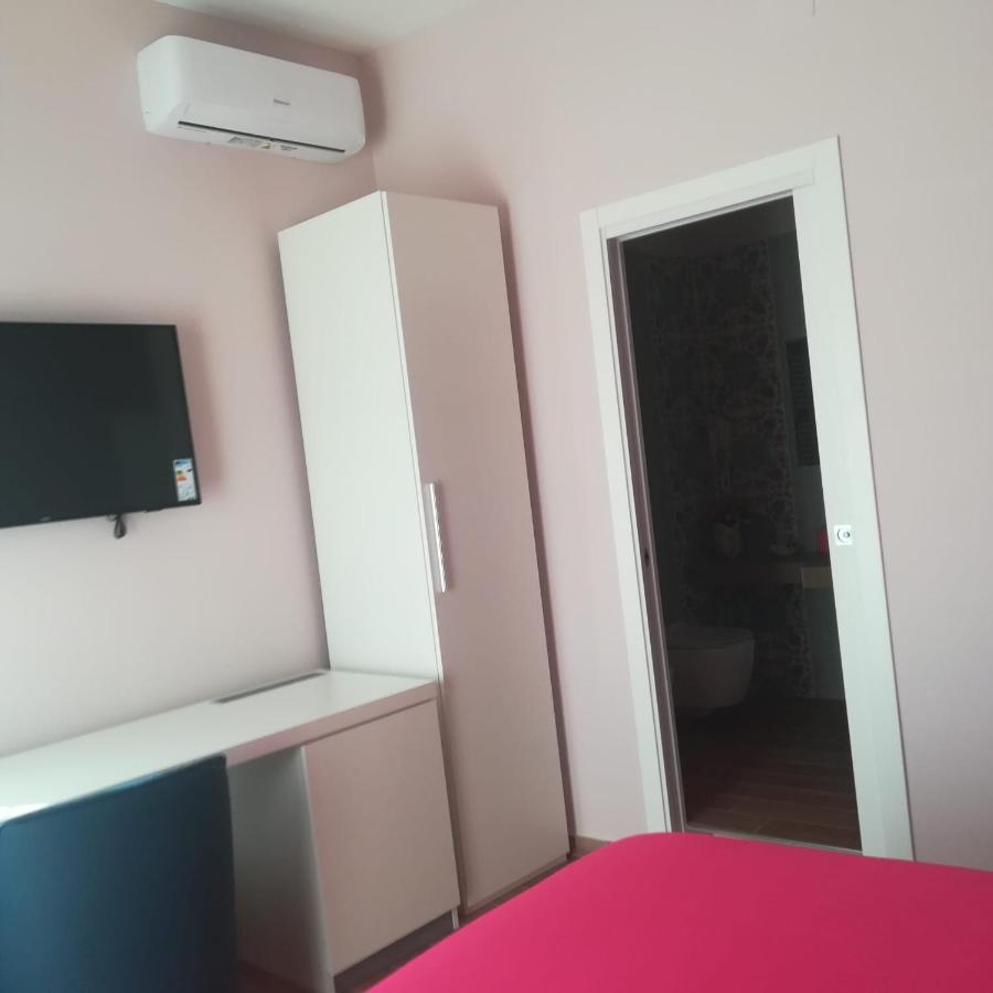 V I P Suites Cielo Stellato On Concordia Sea Salerno Exterior photo